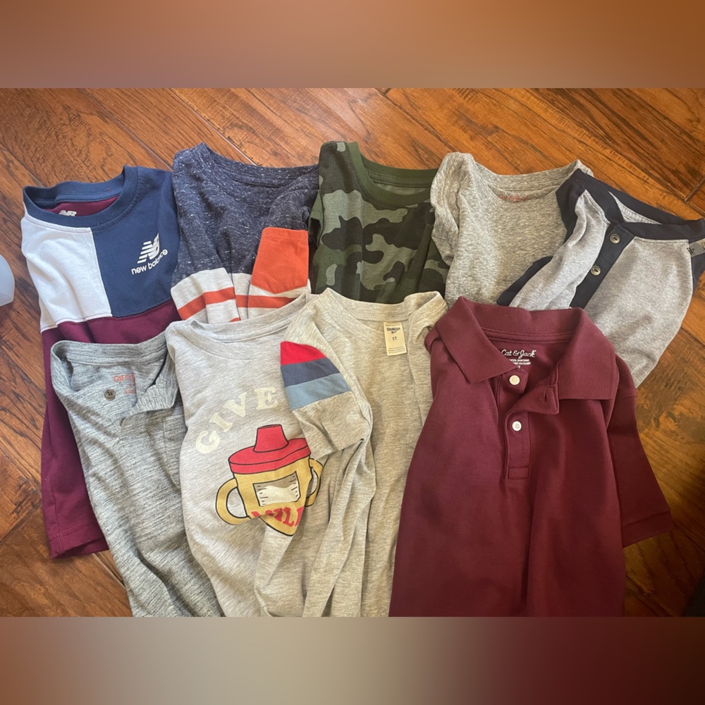 Lot of 8 boys shirts !